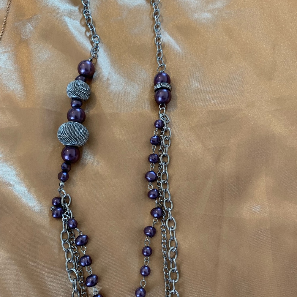 Necklaces - Picture 4 of 4